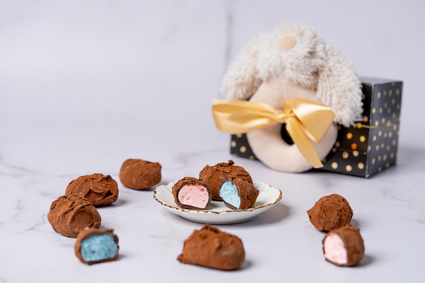Slagroomtruffels als kraamcadeau per post: roze of blauw en altijd lekker